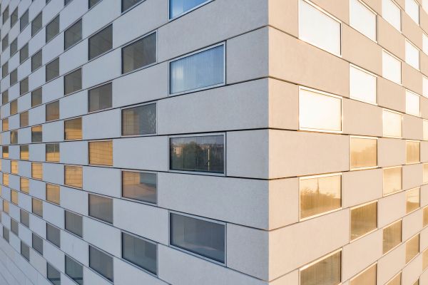 LA MÉCA - Copyright Laurian Ghnitoiu